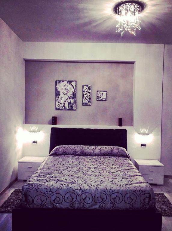 B&B Crystal Messina Bilik gambar