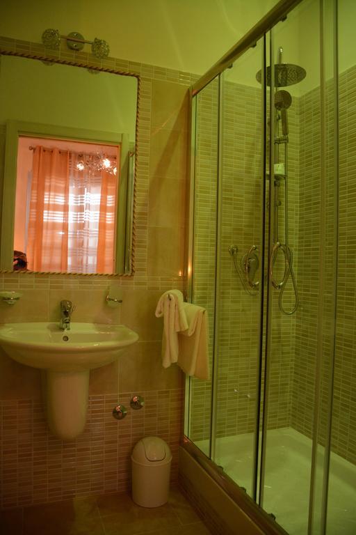 B&B Crystal Messina Bilik gambar